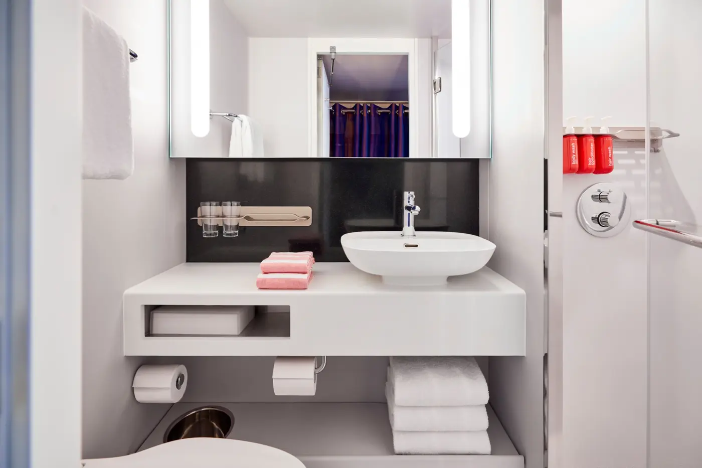 Standard Sea Terrace bathroom